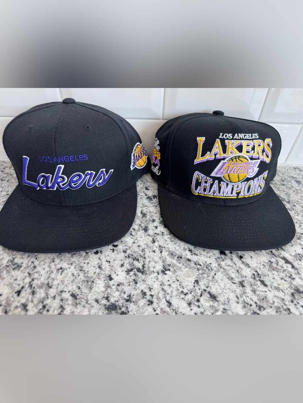 2 Mitchell & Ness Los Angeles Lakers Snapback Hats